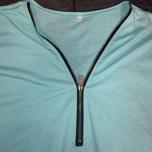 Long sleeve quarter zip